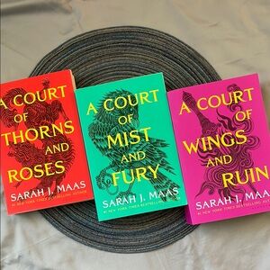 Set of 3 ACOTAR fantasy romance books by Sarah J. Maas